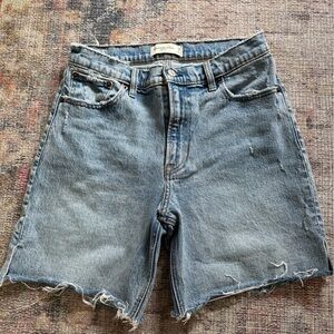 Abercrombie Women’s High Rise Shorts Sz 29
